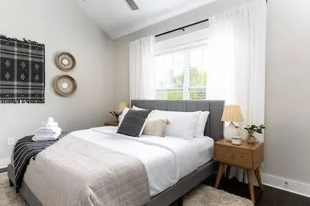 The Belmont House - Cozy & Close To Everything Nashville 0*,  États-Unis