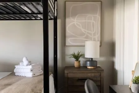 The Belmont House - Cozy & Close To Everything Nashville Holiday home